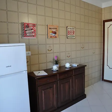 Sikania Apartment *